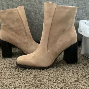 Mis-Jes Taupe boot, never worn, brand new in box. Size 9